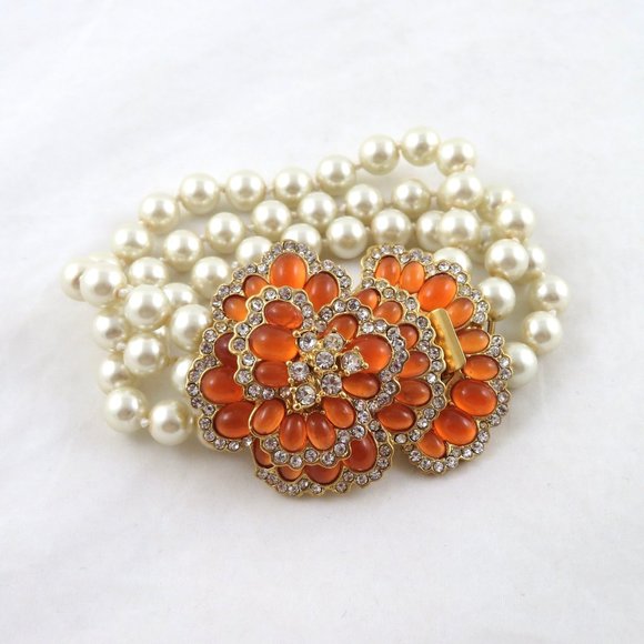 J.Crew Desert Bloom Bracelet Faux Pearl Flower 7.75" - Picture 1 of 6